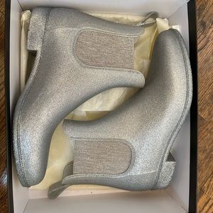 J. Crew silver Chelsea rain boots. Size 8